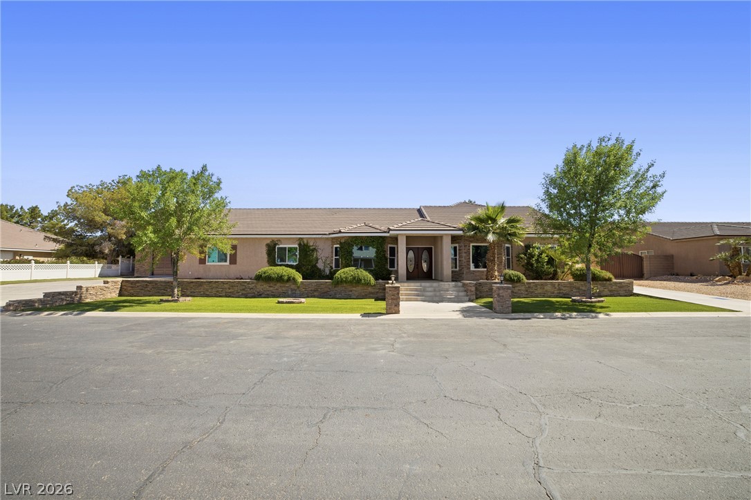 1373 Lake Valley Drive Property Photo 1