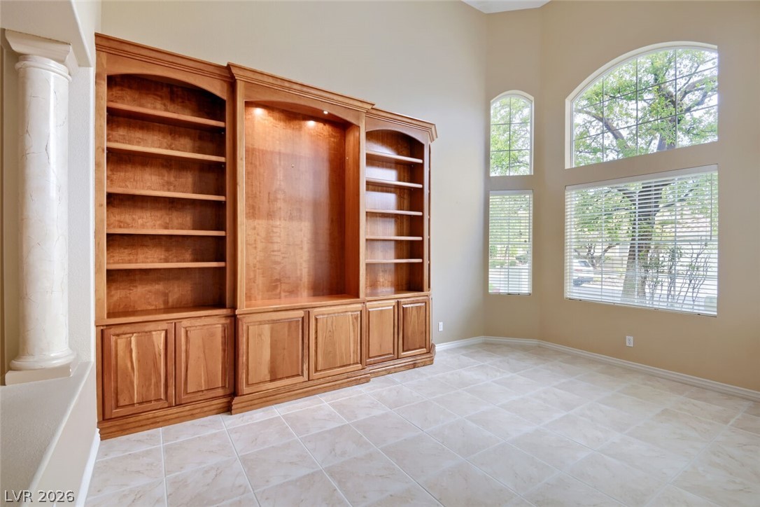 9655 Phoenician Avenue Property Photo 7