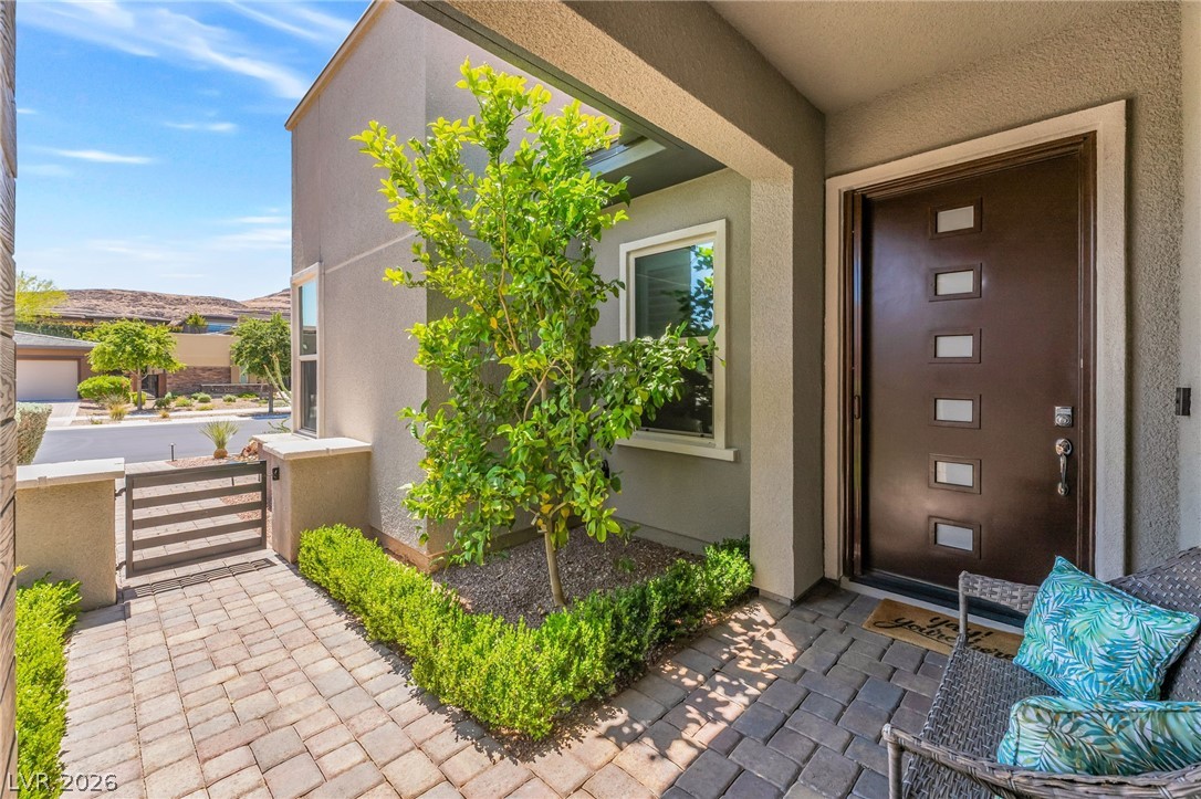 9988 Regency Square Avenue Property Photo 15