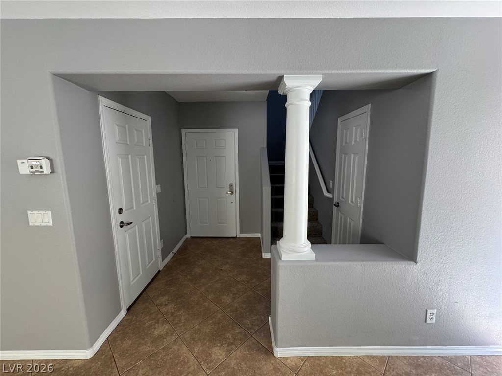 7267 Phlox Road Property Photo 10