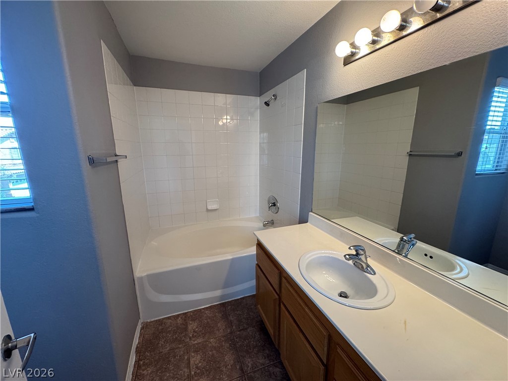 7267 Phlox Road Property Photo 18