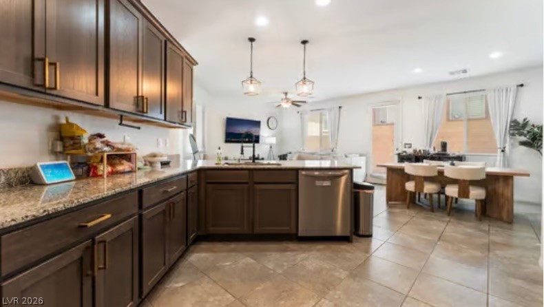 6644 Breakwater Reef Street Property Photo 8