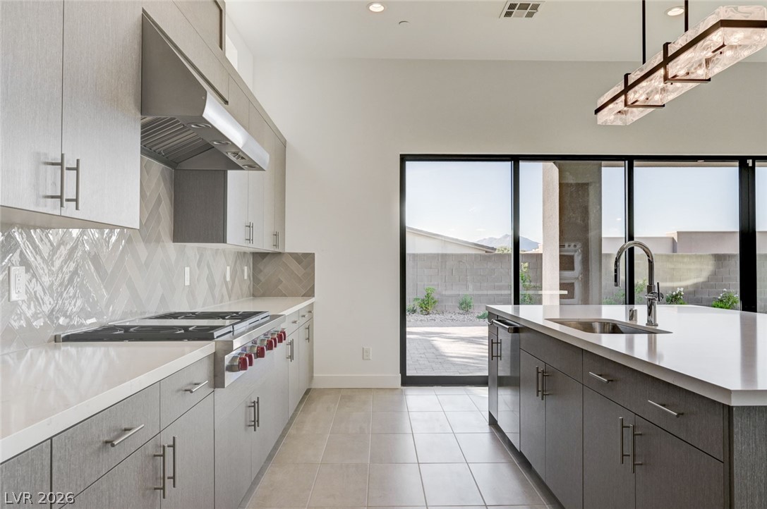 10738 Desert Heights Avenue Property Photo 31