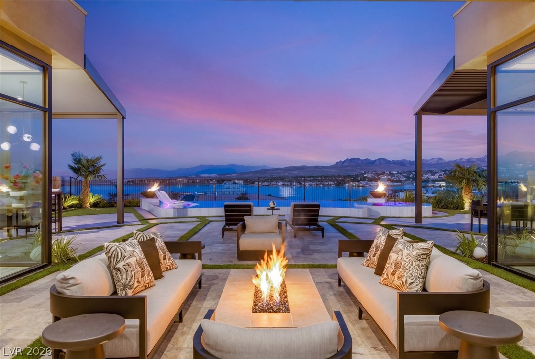 100 Tre Pietre Street Property Photo 1