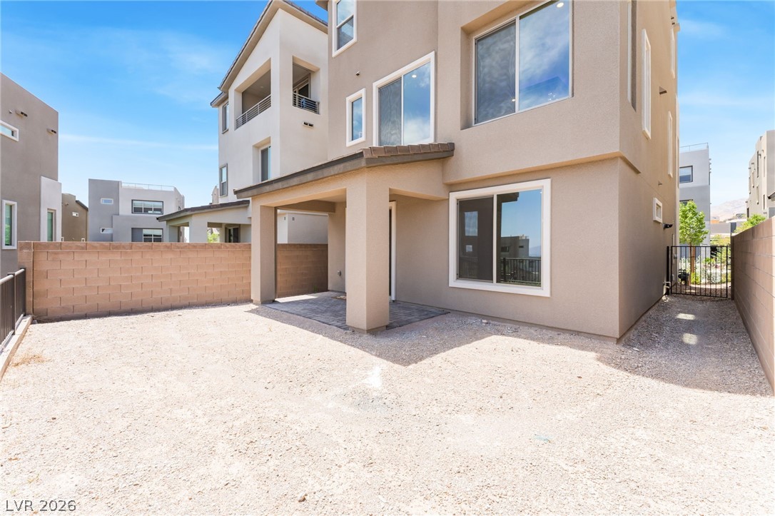 2092 Noble Perch Street Property Photo 40