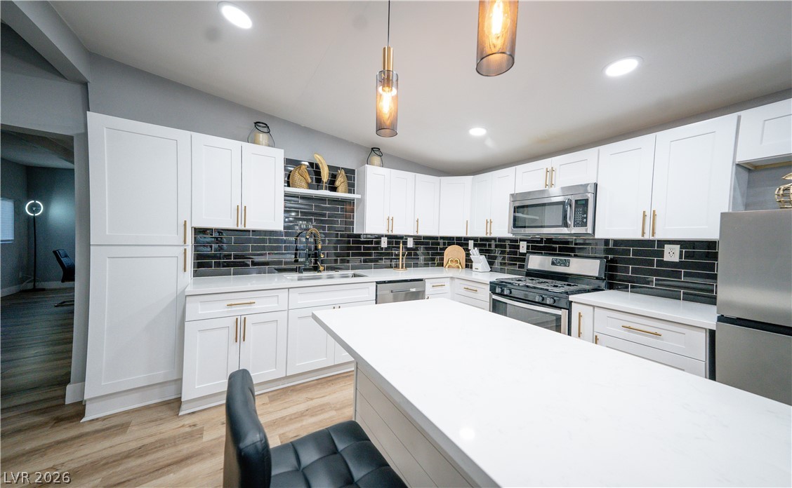 1660 Izabella Avenue Property Photo 4