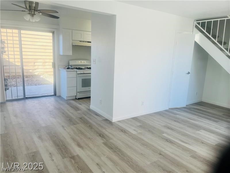 592 Sea Shell Lane Property Photo 3