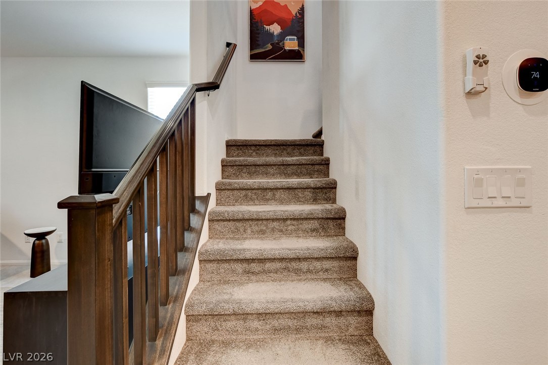 484 Filaree Place Property Photo 24