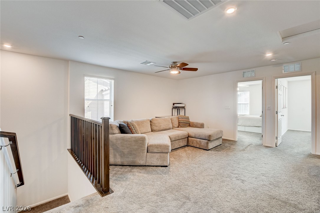 484 Filaree Place Property Photo 25