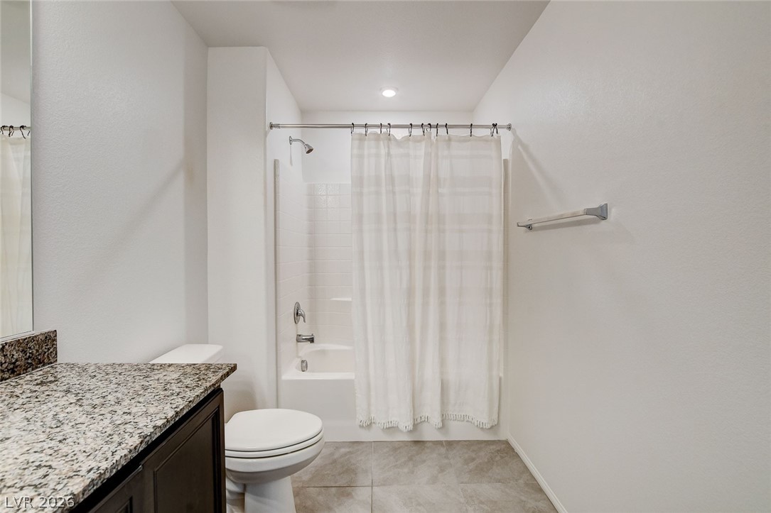 484 Filaree Place Property Photo 40