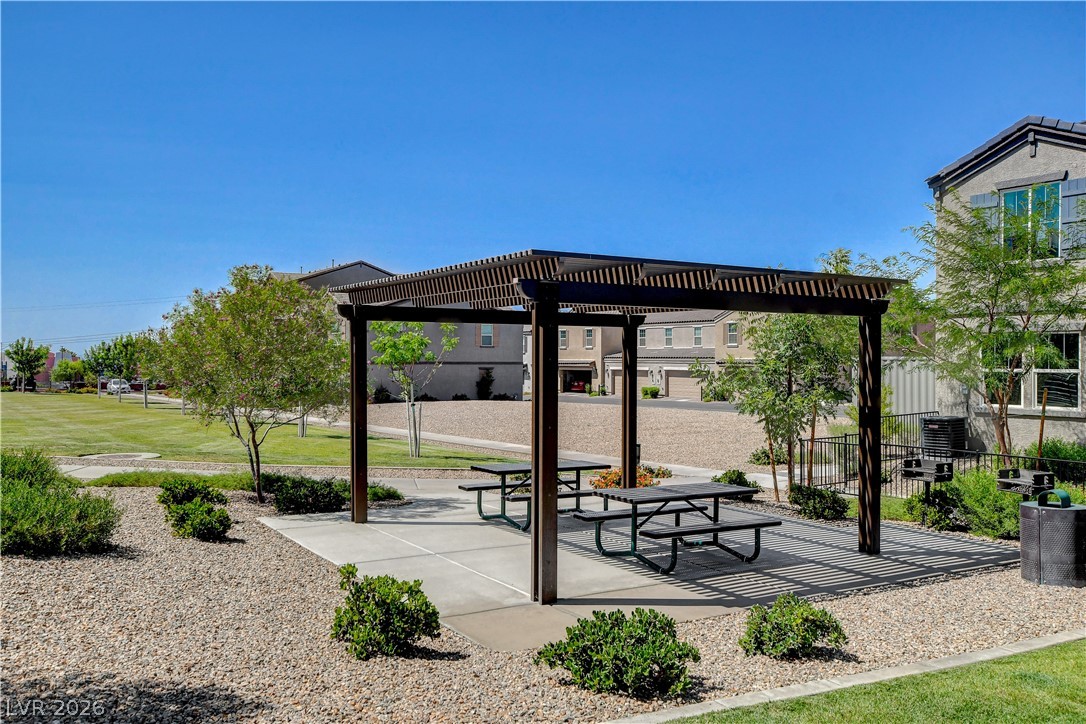 484 Filaree Place Property Photo 64