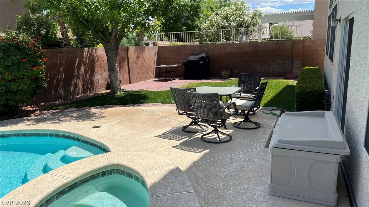 510 First Light Street Property Photo 8