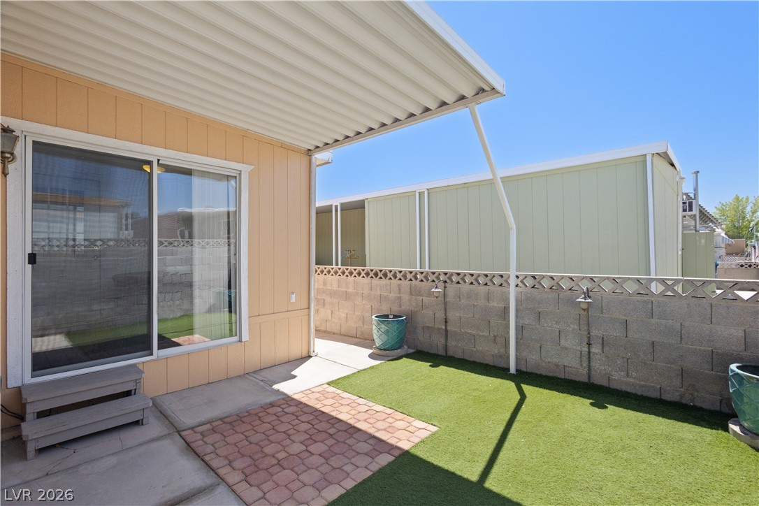 4641 Royal Ridge Boulevard Property Photo 6
