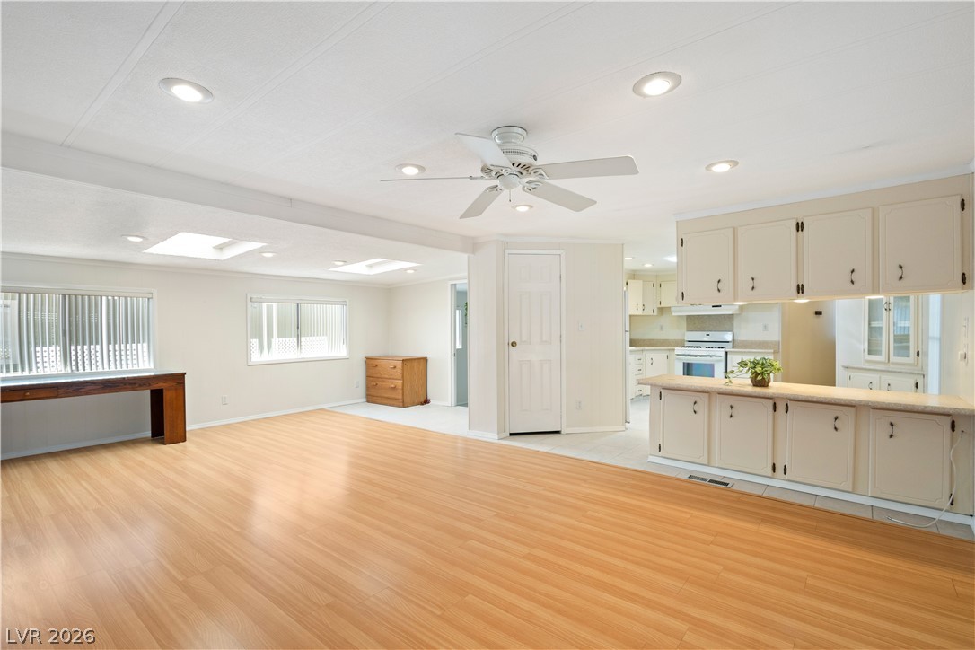 4641 Royal Ridge Boulevard Property Photo 12