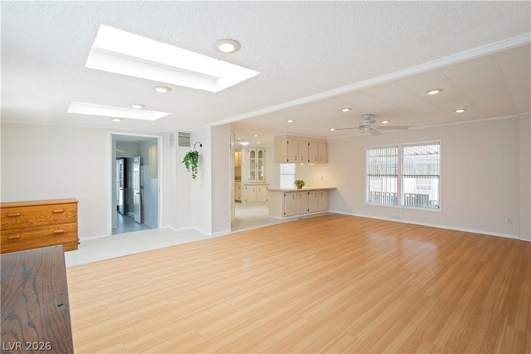 4641 Royal Ridge Boulevard Property Photo 14