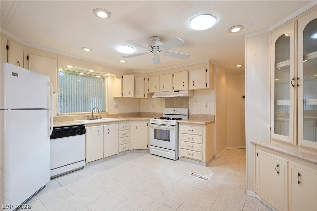 4641 Royal Ridge Boulevard Property Photo 15