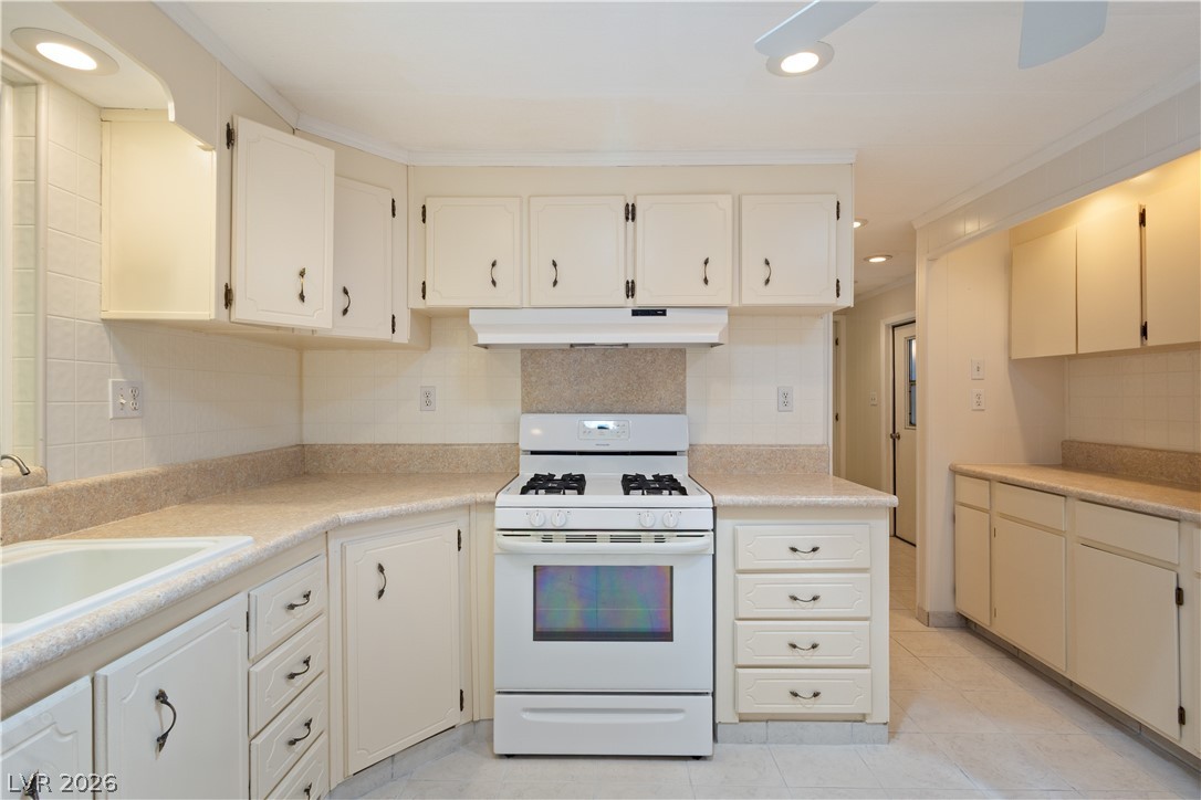4641 Royal Ridge Boulevard Property Photo 16
