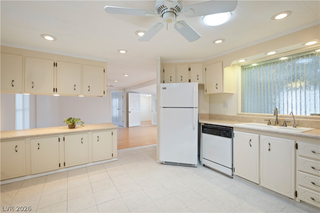 4641 Royal Ridge Boulevard Property Photo 18