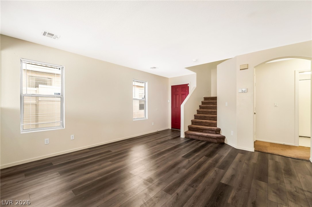 4849 Lone Grove Drive Property Photo 4