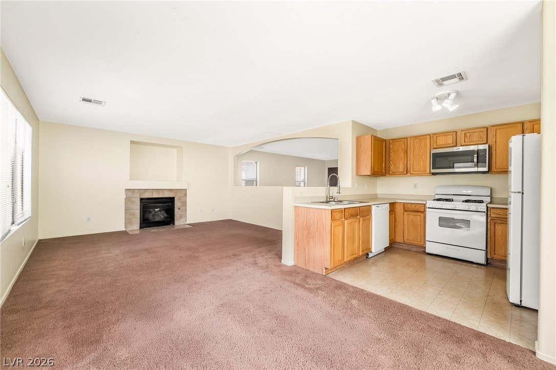 4849 Lone Grove Drive Property Photo 9