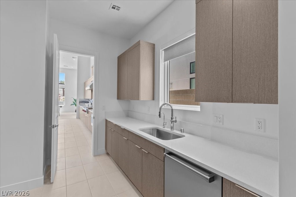 10907 Rossa Peak Avenue Property Photo 18