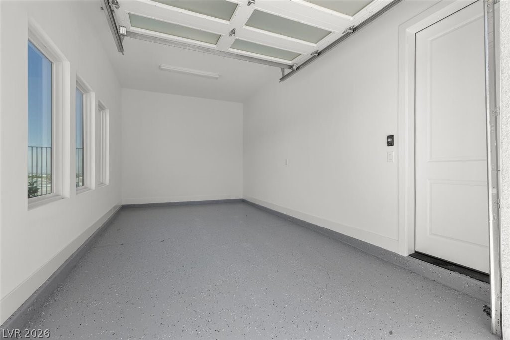10907 Rossa Peak Avenue Property Photo 31