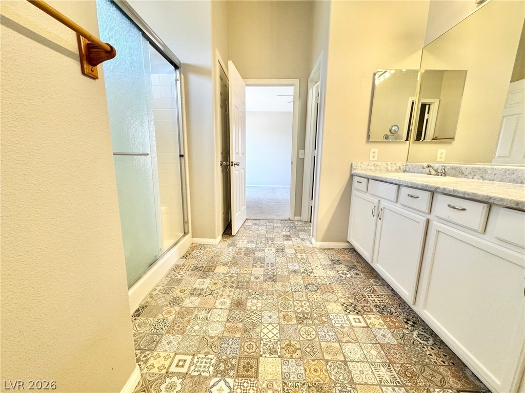 1092 Whispering Birch Avenue Property Photo 14
