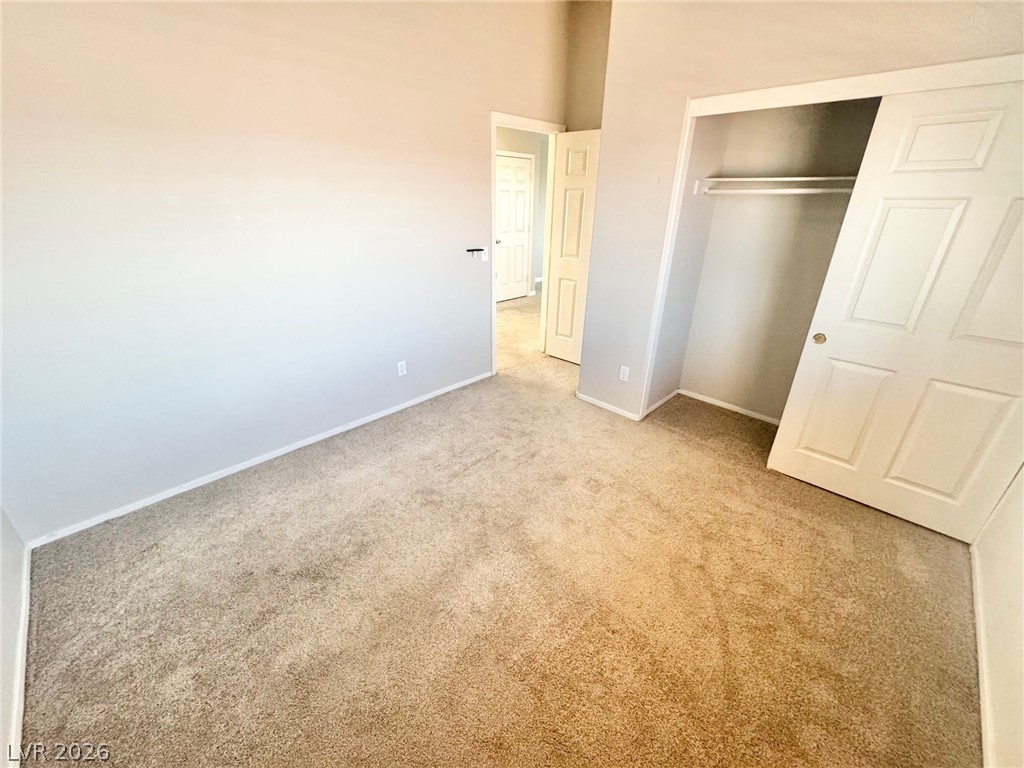 1092 Whispering Birch Avenue Property Photo 18