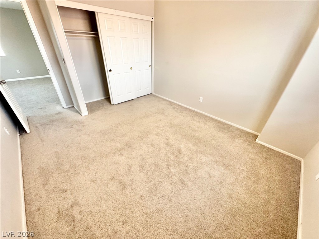 1092 Whispering Birch Avenue Property Photo 25