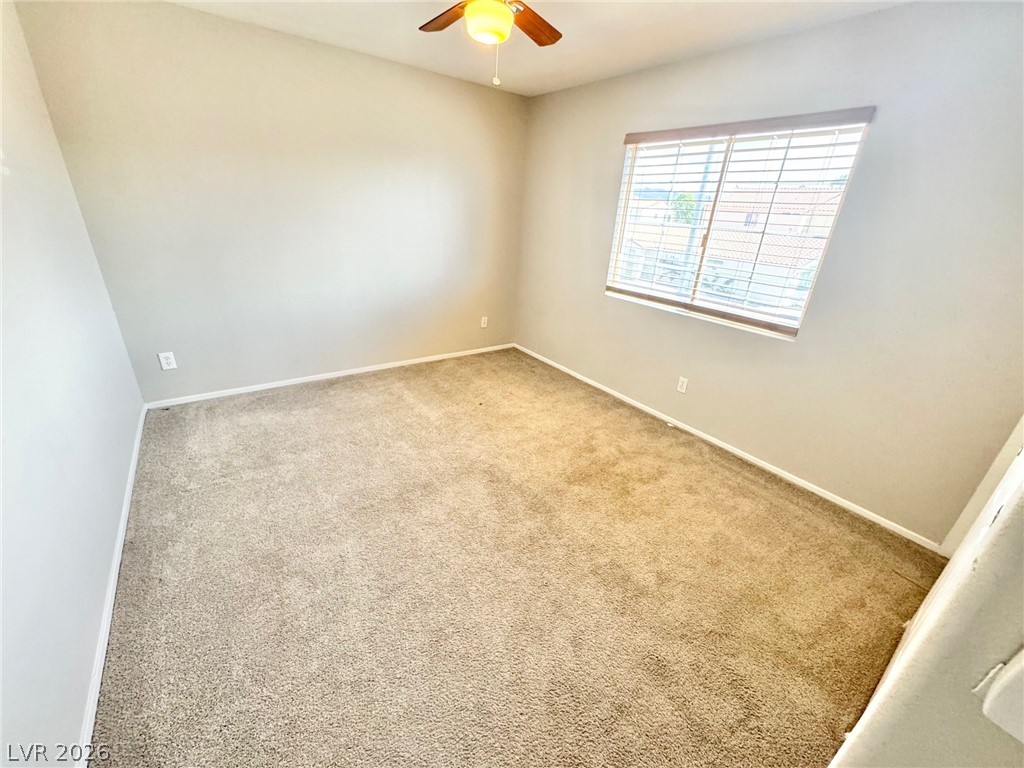 1092 Whispering Birch Avenue Property Photo 27