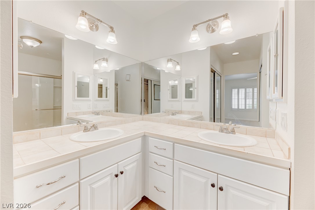 4835 South Torrey Pines Drive 104 Property Photo 12