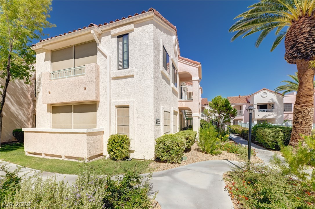 4835 South Torrey Pines Drive 104 Property Photo 29