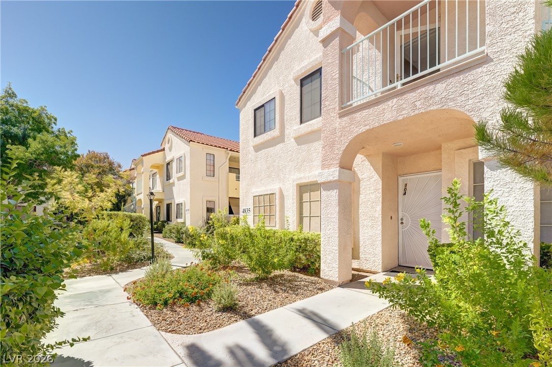 4835 South Torrey Pines Drive 104 Property Photo 30