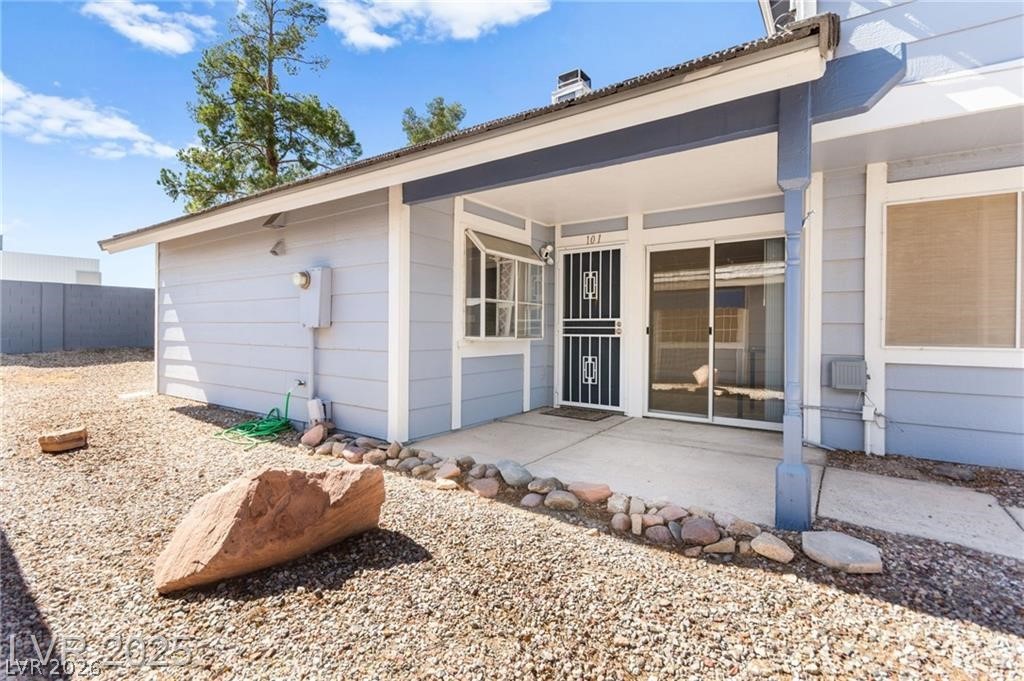 5831 Medallion Drive 101 Property Photo 2