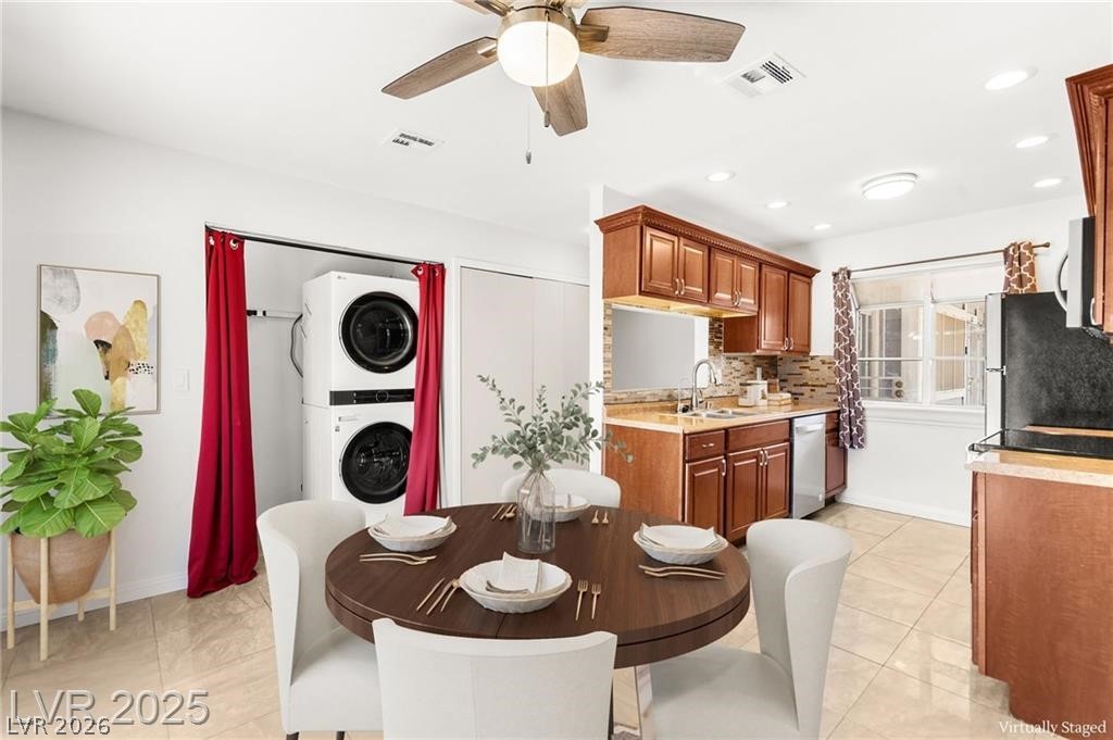 5831 Medallion Drive 101 Property Photo 3