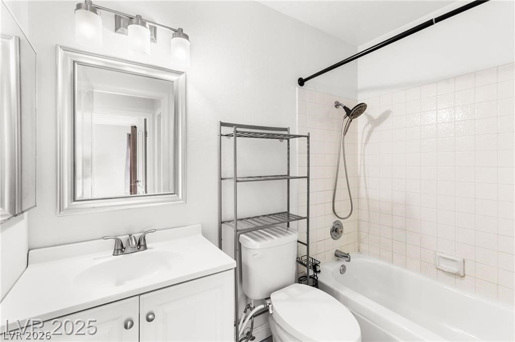 5831 Medallion Drive 101 Property Photo 27