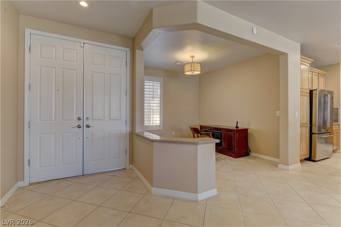 4690 Denaro Drive Property Photo 4