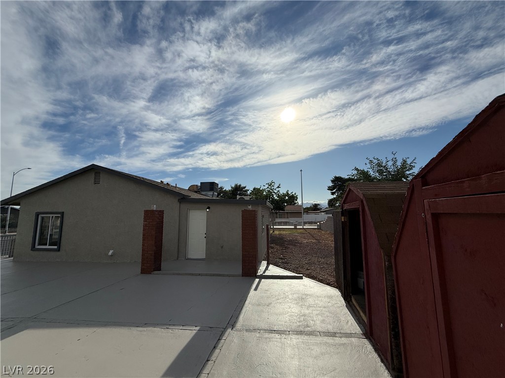 4900 Washington Property Photo 12