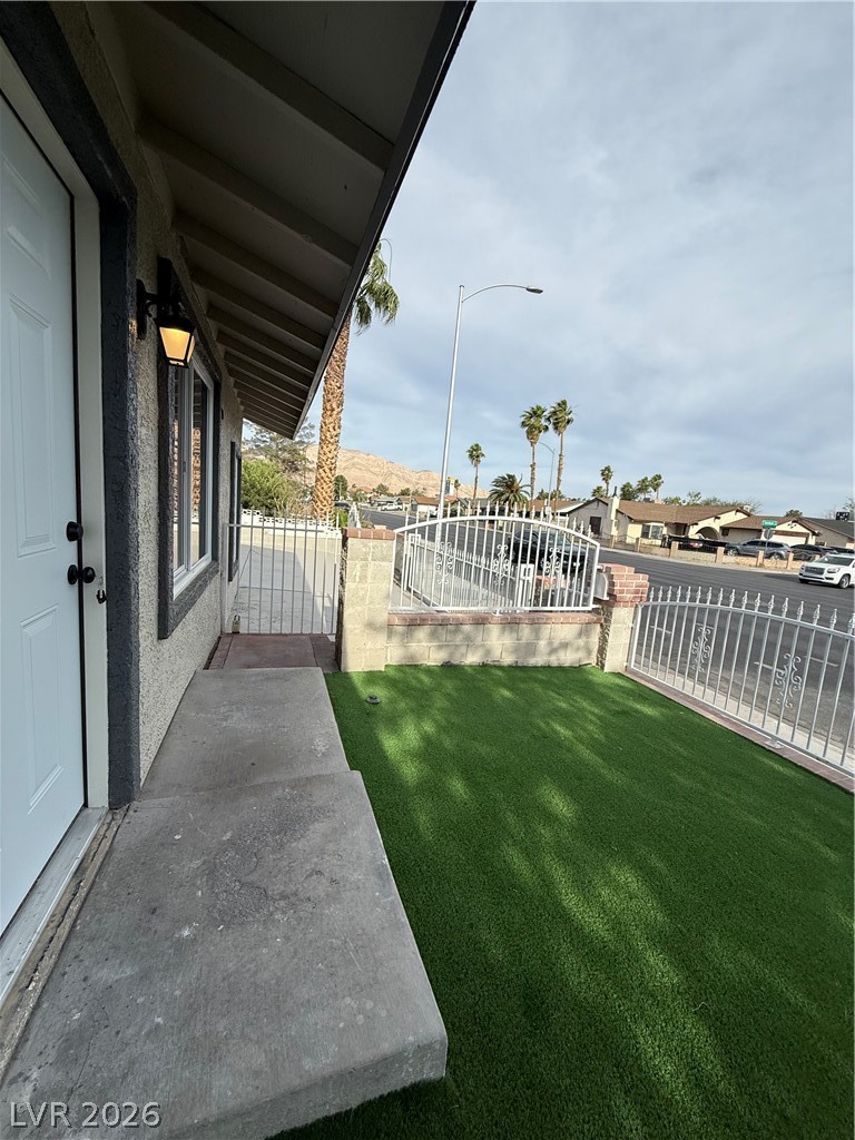 4900 Washington Property Photo 13