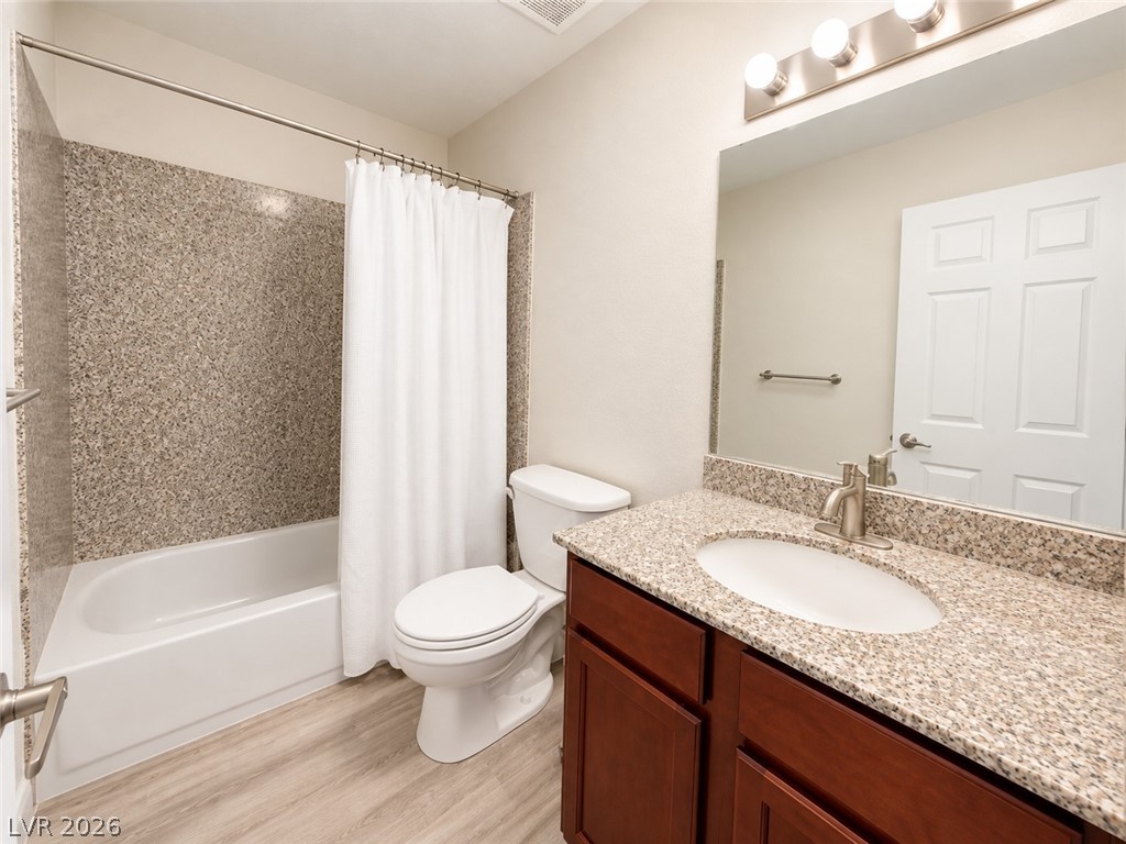 5026 River Glen Drive 162 Property Photo 21