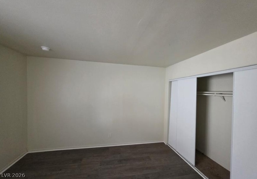 1440 Vegas Valley Drive 8 Property Photo 13