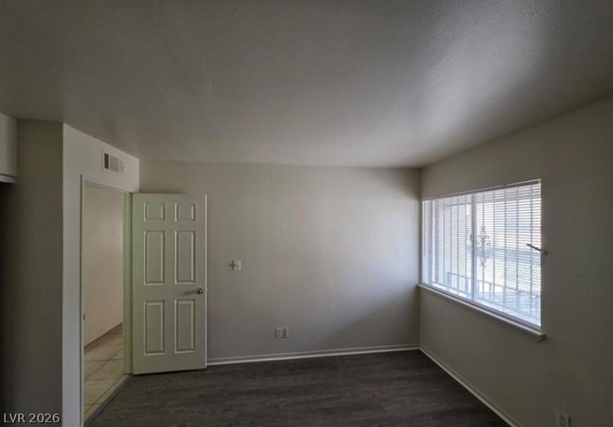 1440 Vegas Valley Drive 8 Property Photo 17