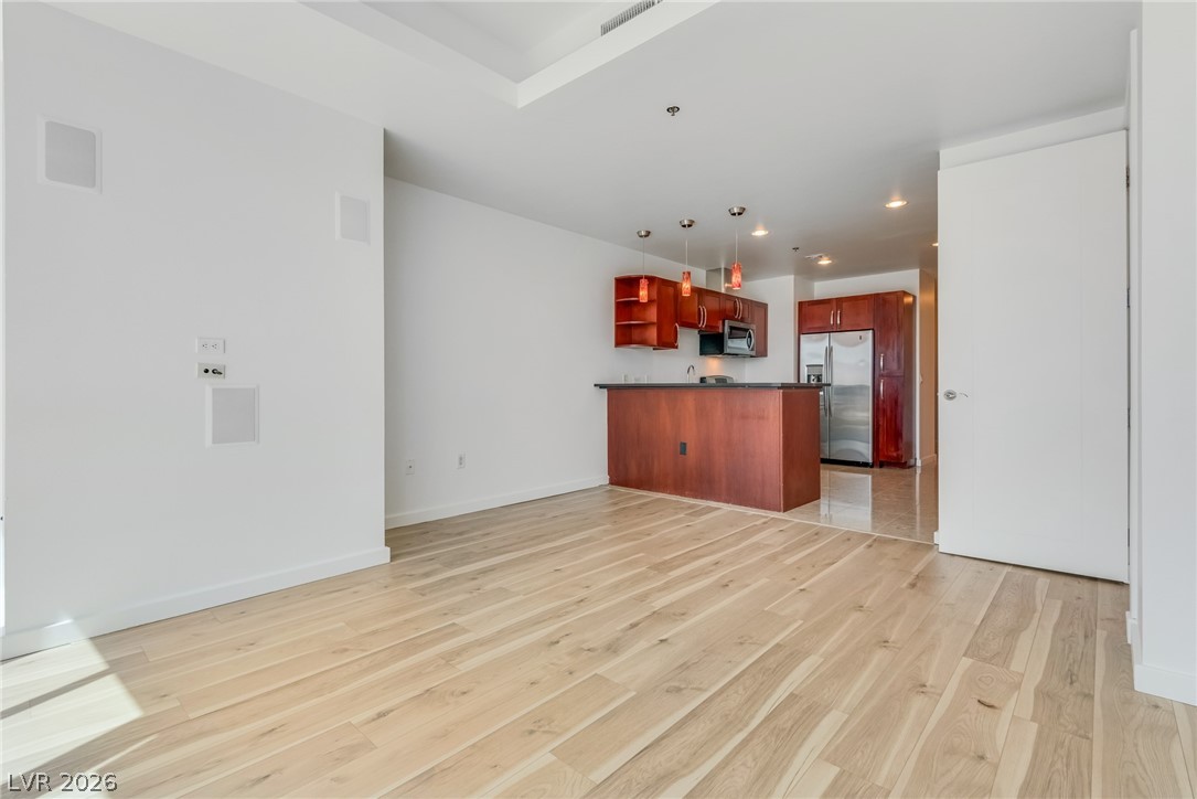 4575 Dean Martin Drive 1004 Property Photo 1
