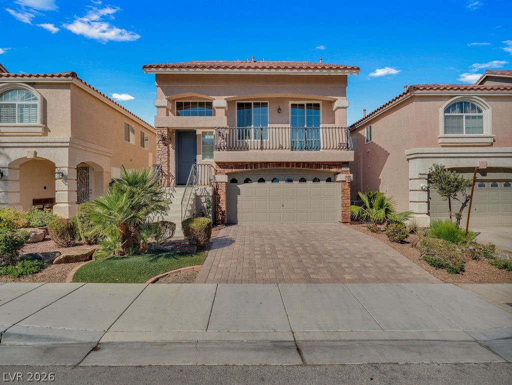 4490 West Camero Avenue Property Photo 1