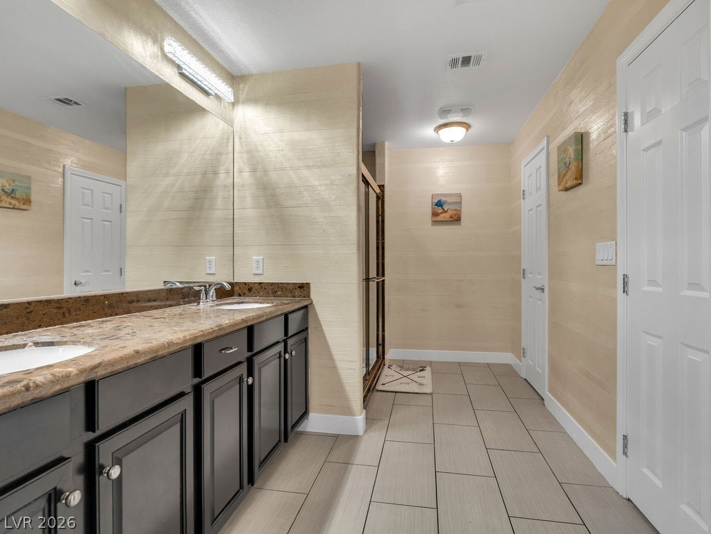 4490 West Camero Avenue Property Photo 21