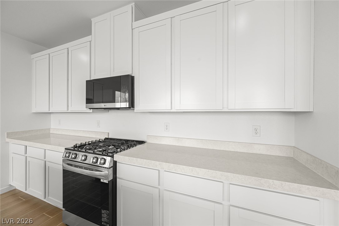 321 Lupton Avenue Property Photo 7