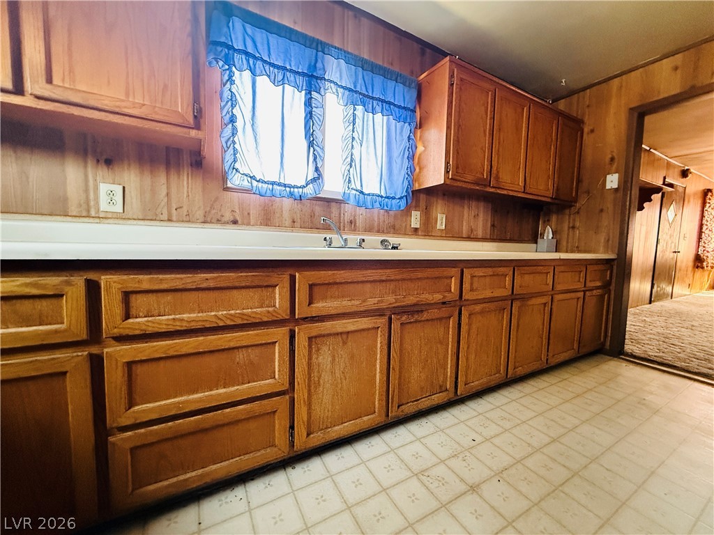 405 Parker Avenue Property Photo 5