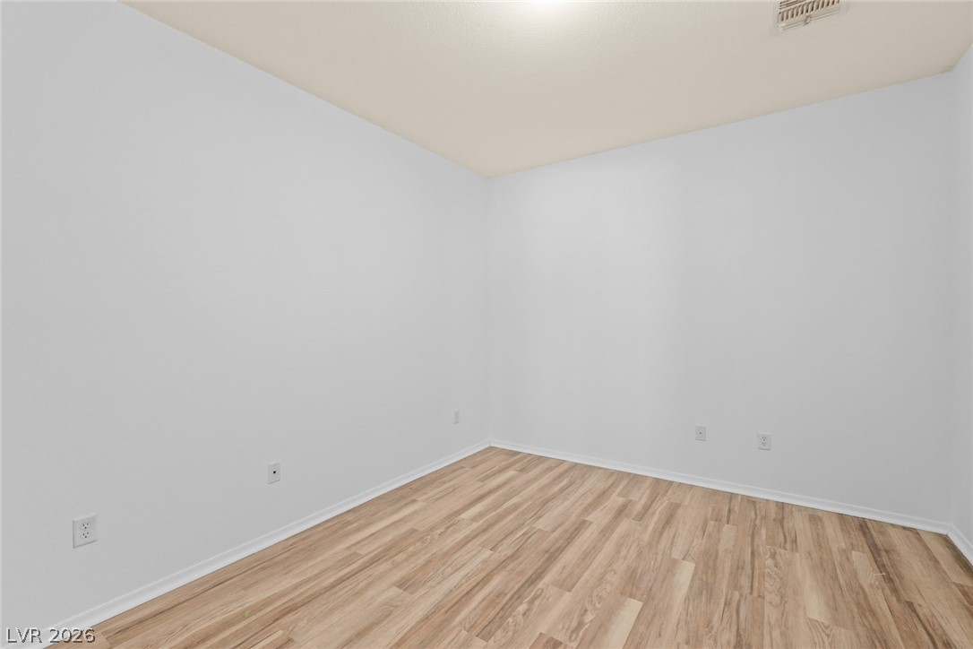 2032 Wolverine Court Property Photo 16