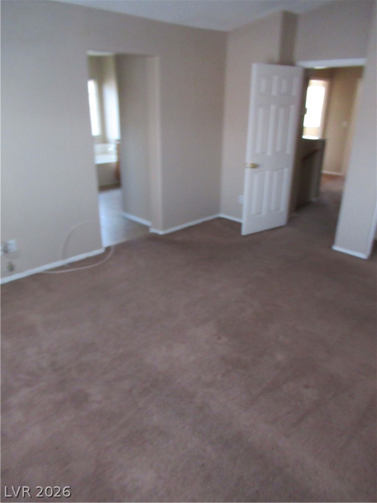 4425 Oberlander Avenue Property Photo 19