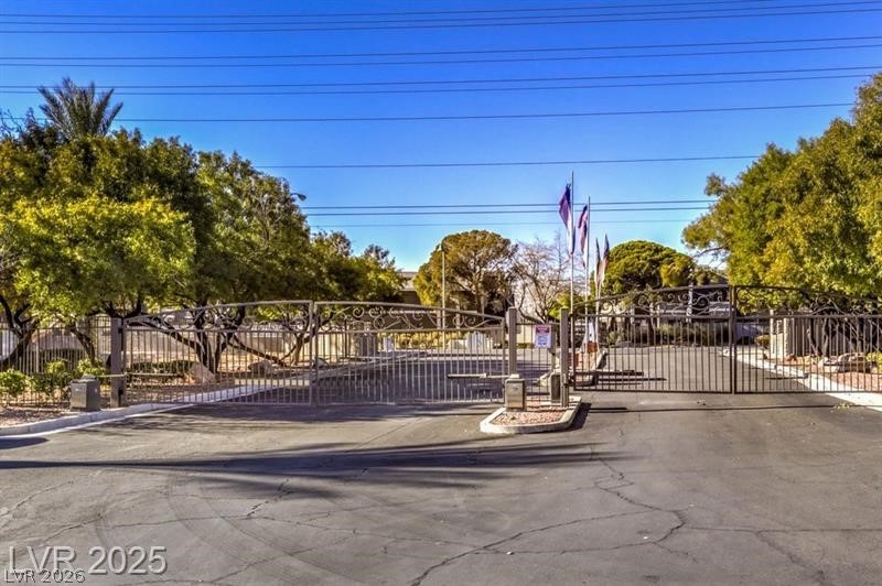 2750 South Durango Drive 1003 Property Photo 12